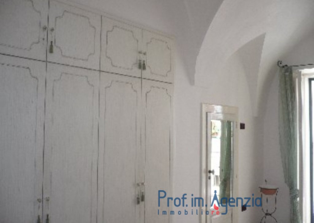 Sale Old town houses Ostuni - Charming and ancient flat entirely restored made on two levels Locality Citt di Ostuni