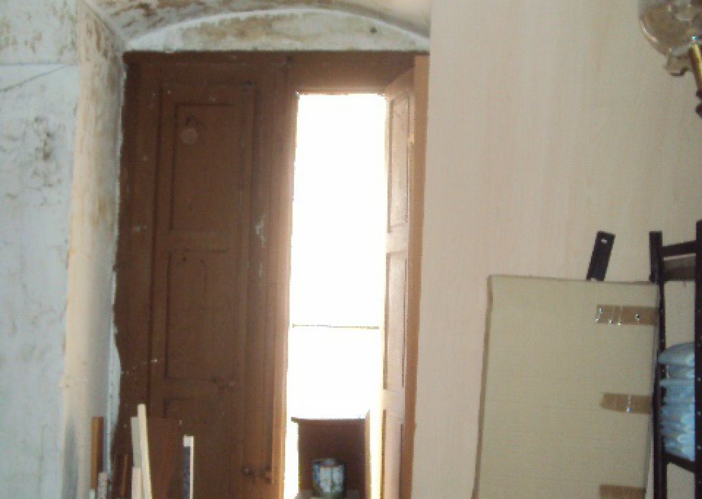 Vendita Case nel centro storico San Michele S. - Graziosa abitazione posta al primo piano nel cuore del paese Località CItt di San Michele Salentino