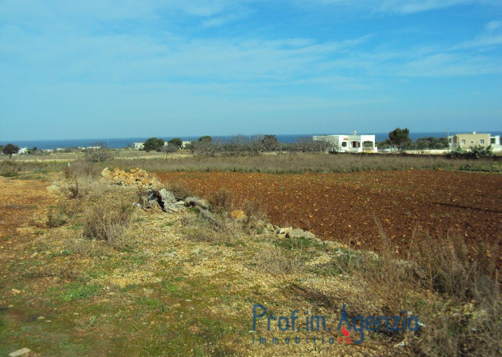 Sale Sea view plots of land Carovigno - Plot of land not for construction at just 500 m to the sea Locality Agro di Carovigno