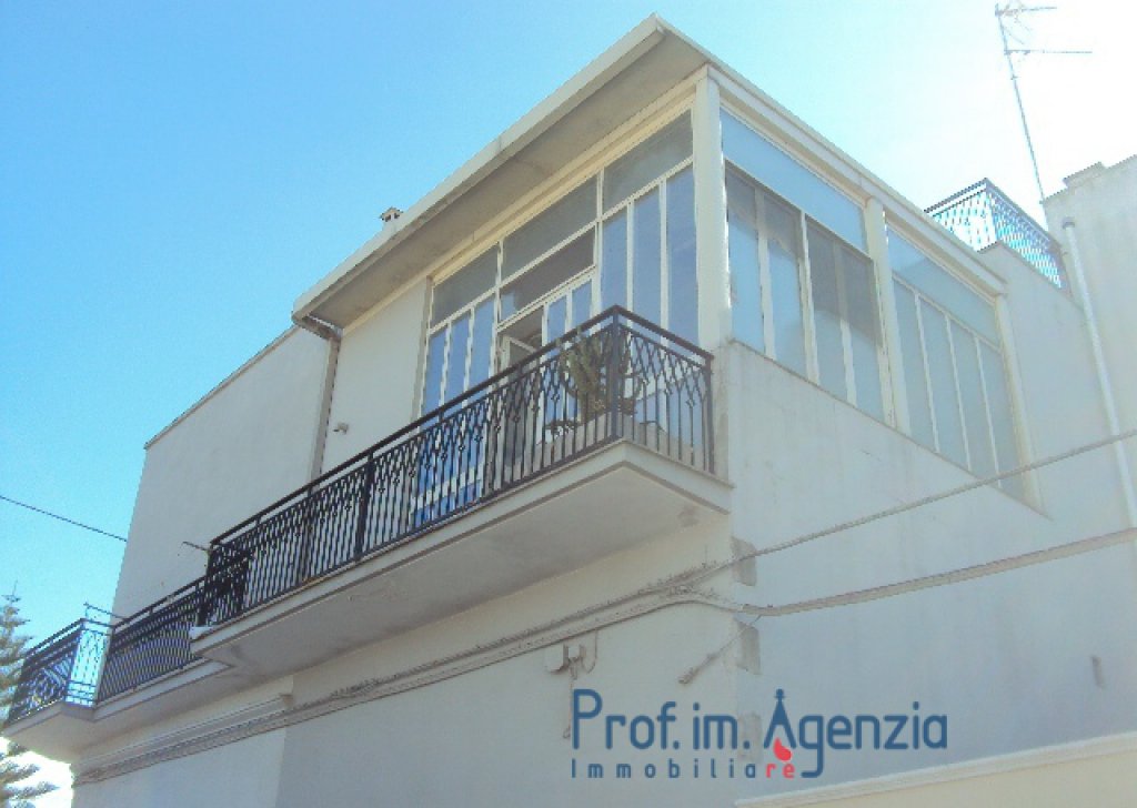 Sale Independent apartments San Michele S. - Comfortable and large independet flat Locality CItt di San Michele Salentino