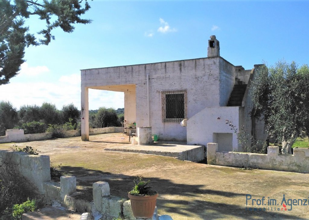 Verkauf Landhaus Carovigno - Villa auf dem Lande Ortschaft Agro di Carovigno